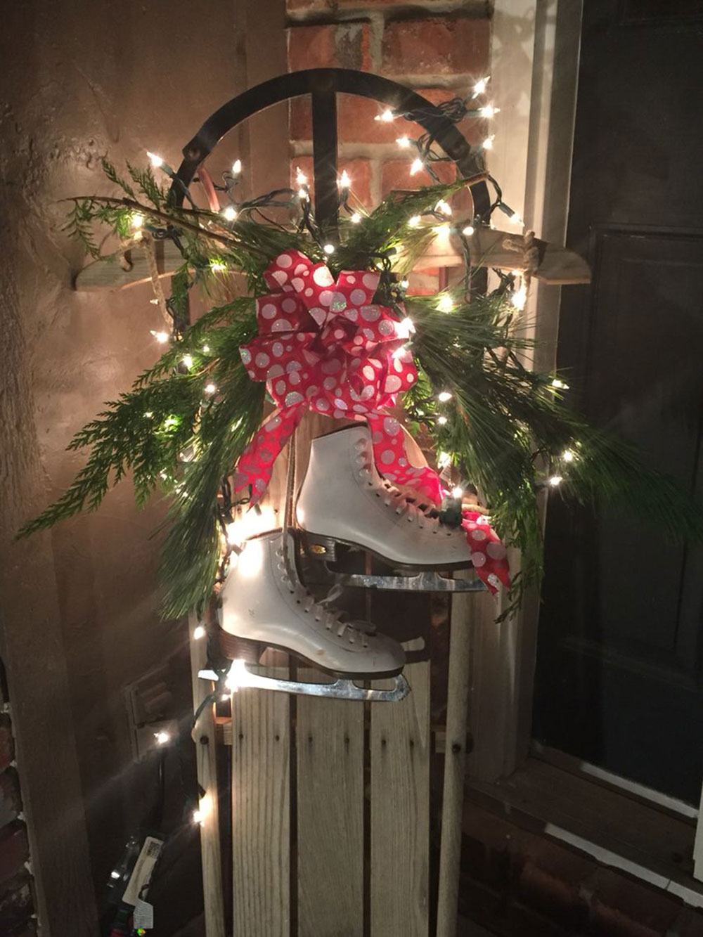vintage-sled Outdoor Christmas lights ideas to use when decorating your house