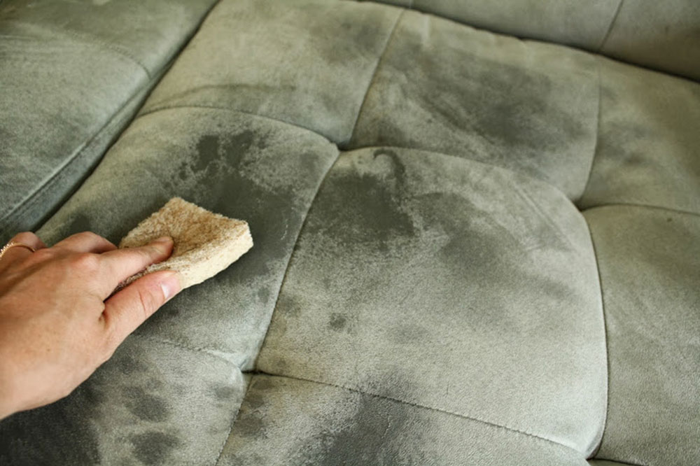 colorless-spnge How to clean microfiber furniture to make it look new