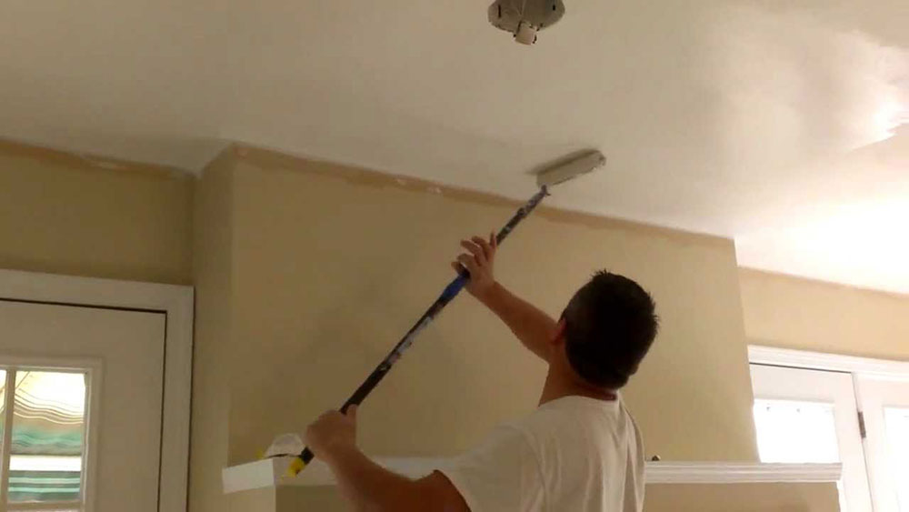 paint-roller2 How to Texture a Ceiling with These Techniques