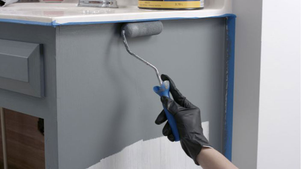 paint-the-cabinet How to paint bathroom cabinets and make them look good