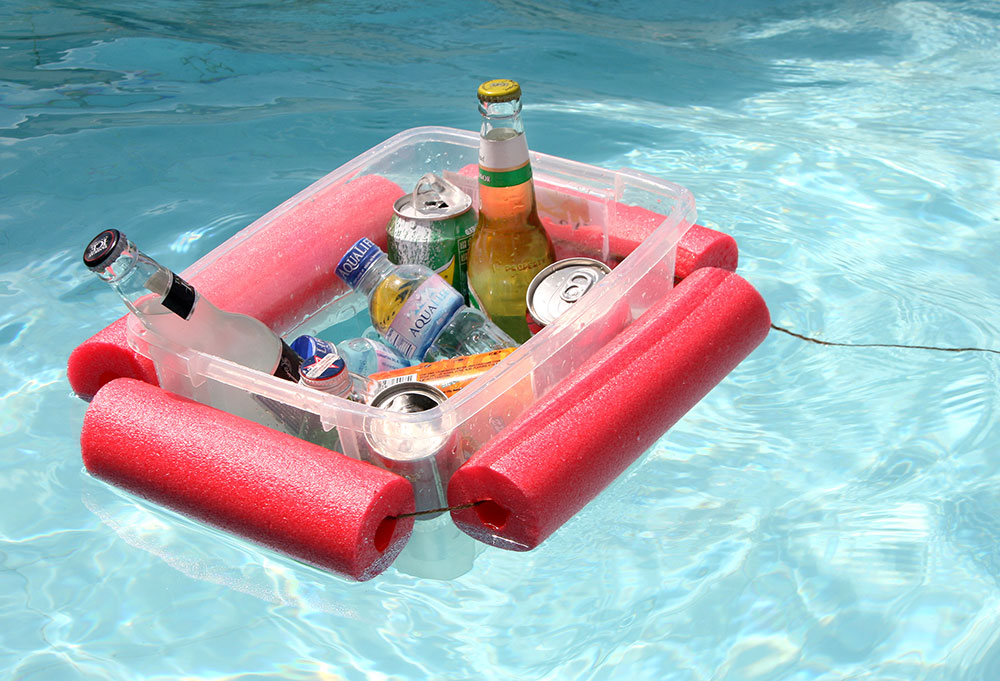 Dont-leave-the-pool-for-drinks Pool noodle hacks to make your life easier