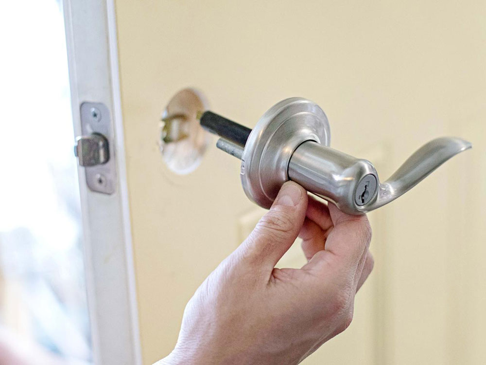 Remove-the-Door-Handle How to lock a door without a lock (The best options)