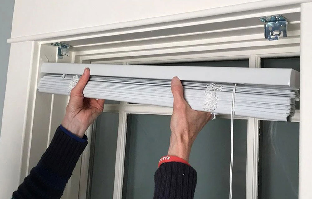 Slide-the-blind-out How to Remove Blinds Easily and With Zero Hassle (Answered)