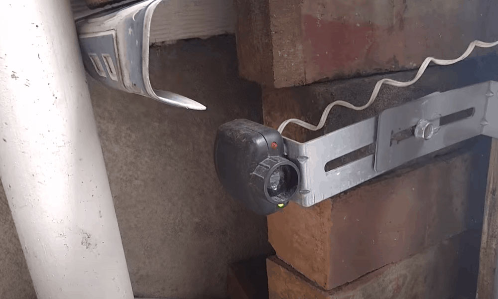photo-eye How to Tell if the Garage Door Sensor is Bad (Beginner’s Guide)