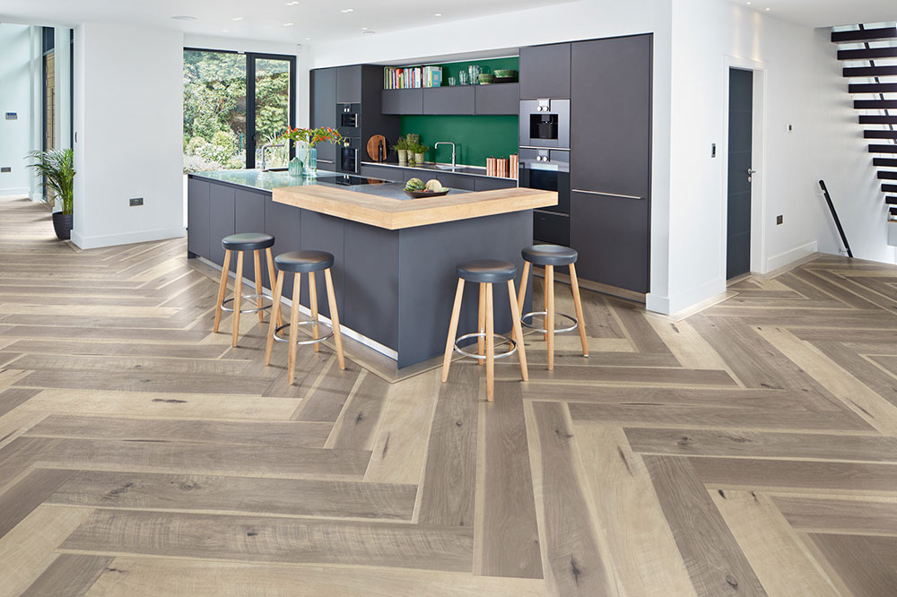 Karndean-Design-Flooring-Kitchen-Ideas-by-Pauls-Floors The Best Linoleum Flooring Brands You Can Pick From (Answered)