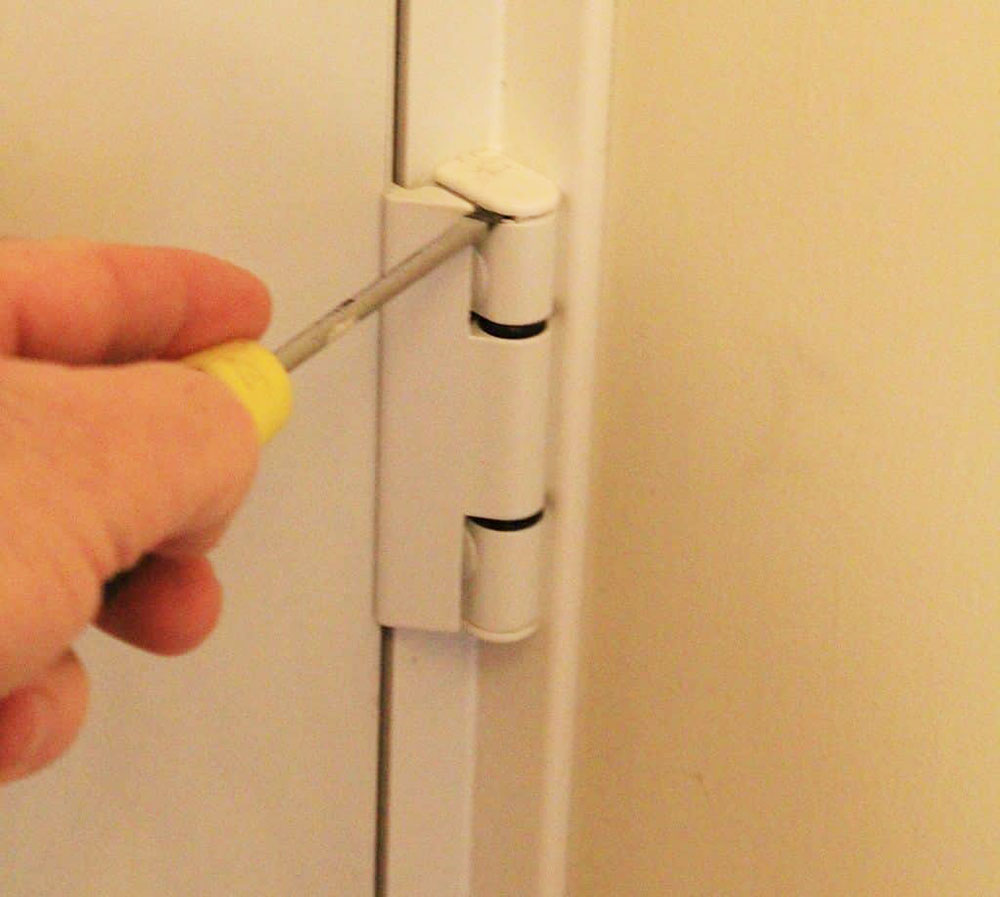 remove-pin How to plane a door (Easy steps to do it right)