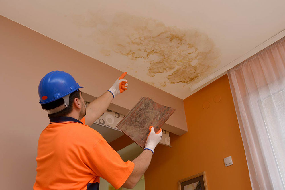 How-to-remove-water-stains-from-the-ceiling How to remove water stains from ceiling quickly and easily