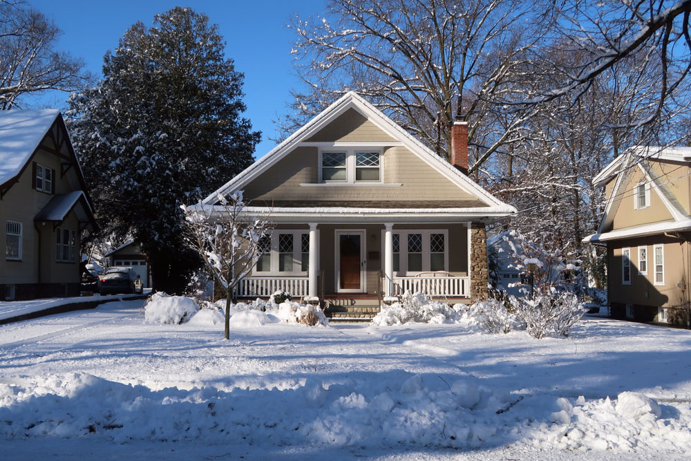 Last-Minute-3 10 Last-Minute Tips to Help Prepare Your Home for Winter