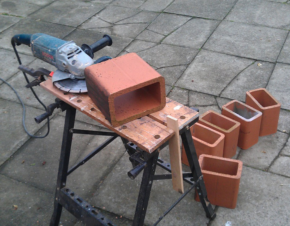 prep How to cut brick without messing them up