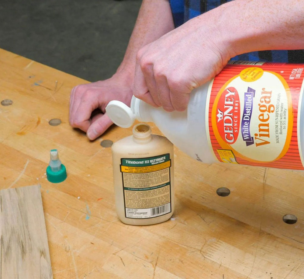 vingar1 How to lighten stained wood (DIY guide)