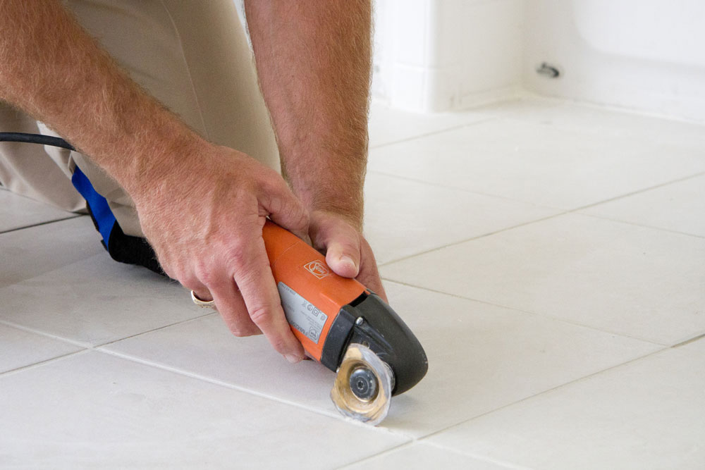 Simplicity What is the difference between sanded and unsanded grout?