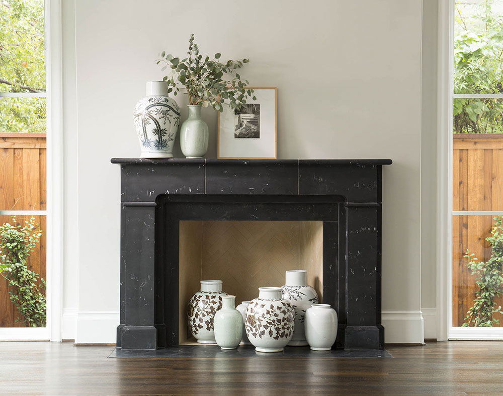 Decorative-display How to decorate an unused fireplace to look good?