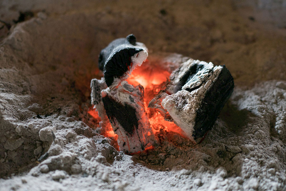 Dispose-or-reuse-the-wood-ashes What to do with fireplace ashes (Great tips)
