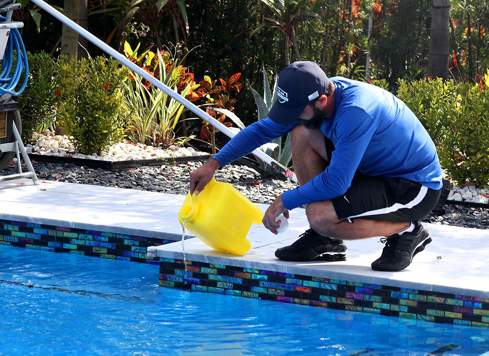 Manage-stabilizer How to maintain a saltwater swimming pool