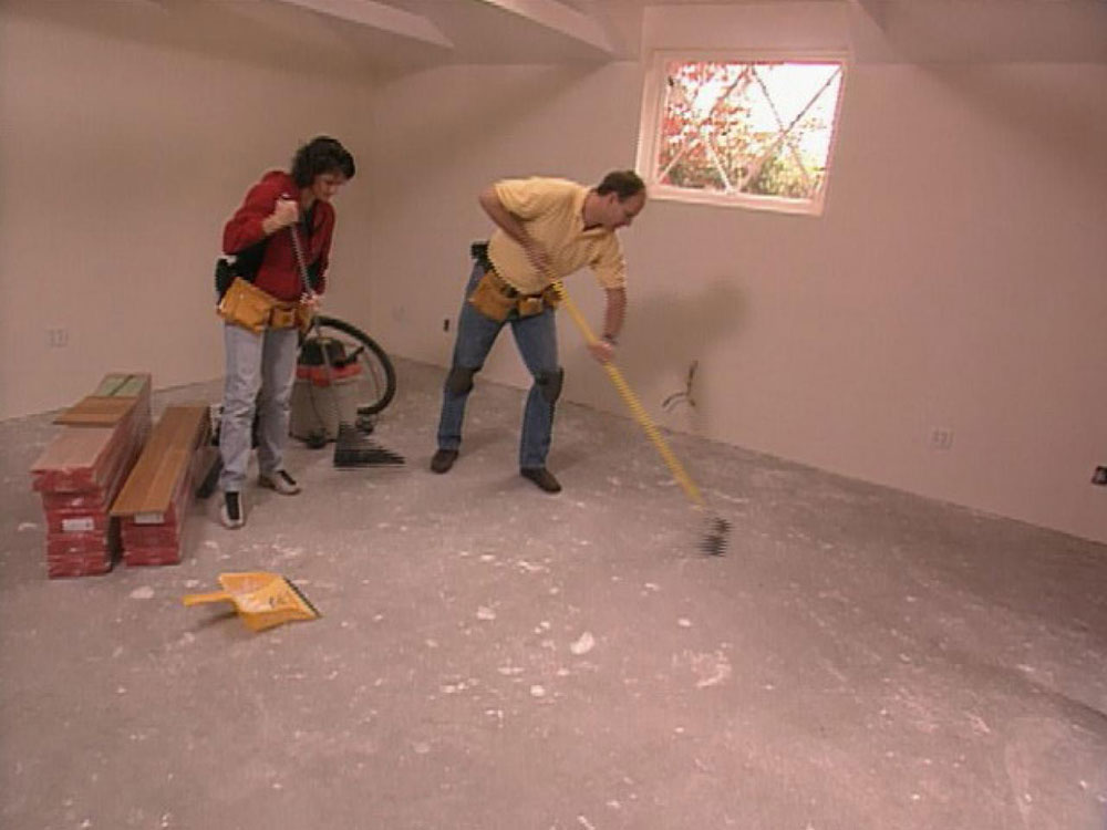 Prepare-the-room How to install laminate flooring on walls