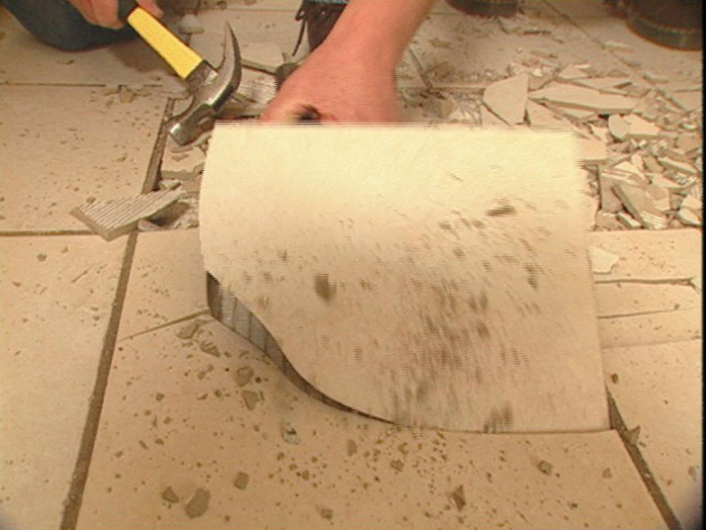 Remove-the-tiles How to remove ceramic tile flooring easily