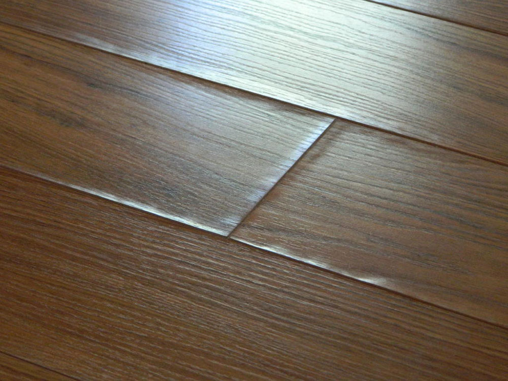 buckling How to repair laminate flooring quickly