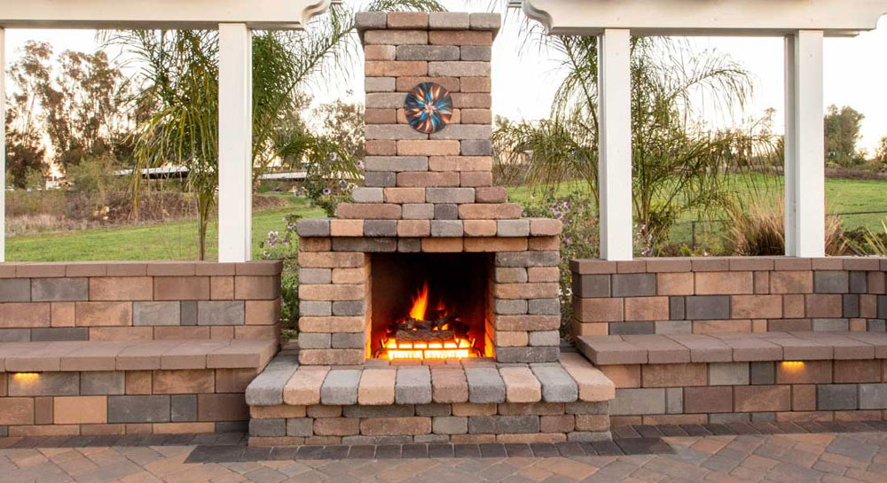 How To Build An Outdoor Fireplace That, What Kind Of Brick To Use For Outdoor Fireplaces