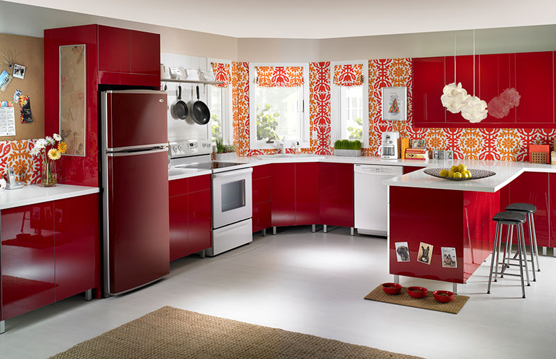 red-kitchen-appliances The color trend for kitchen appliances for 2021