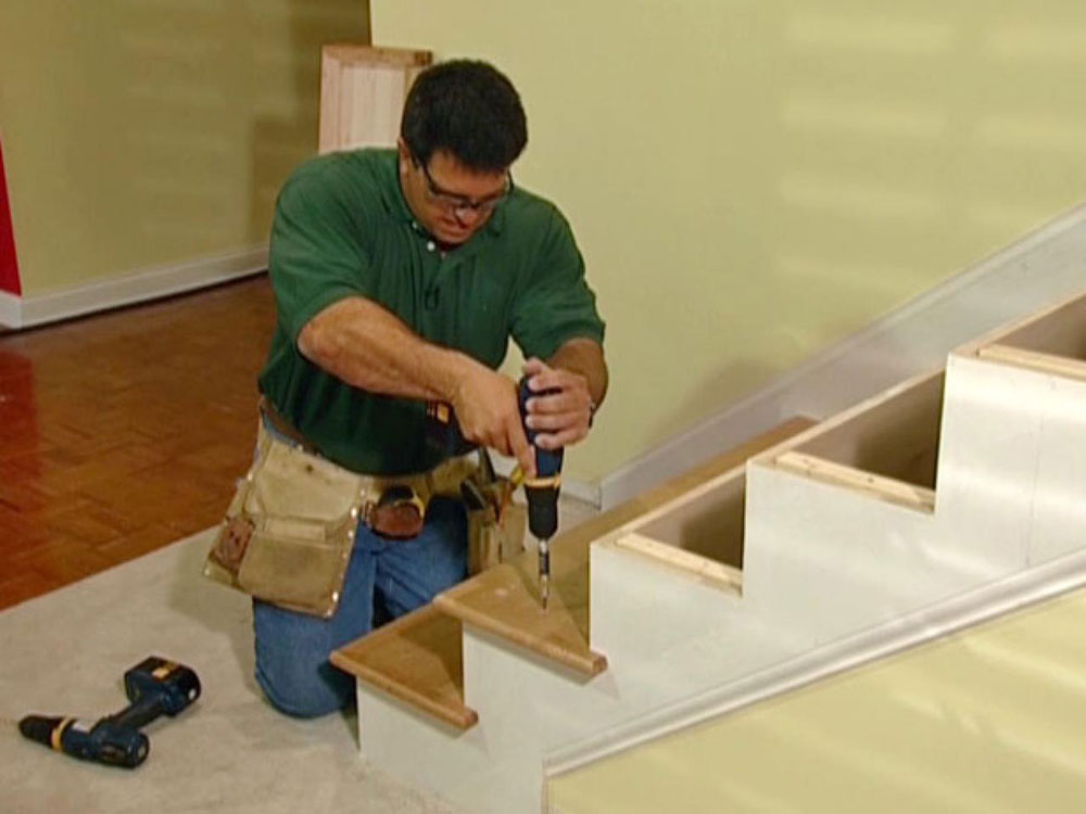 Installation-of-treads-and-risers How to install hardwood flooring on stairs with nosing