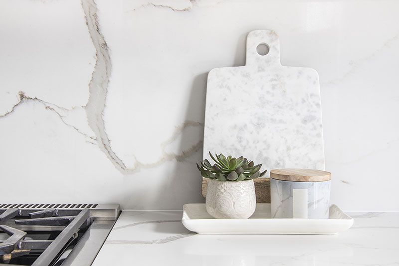 AdobeStock_260828589 5 Practical Reasons To Use Calacatta Marble