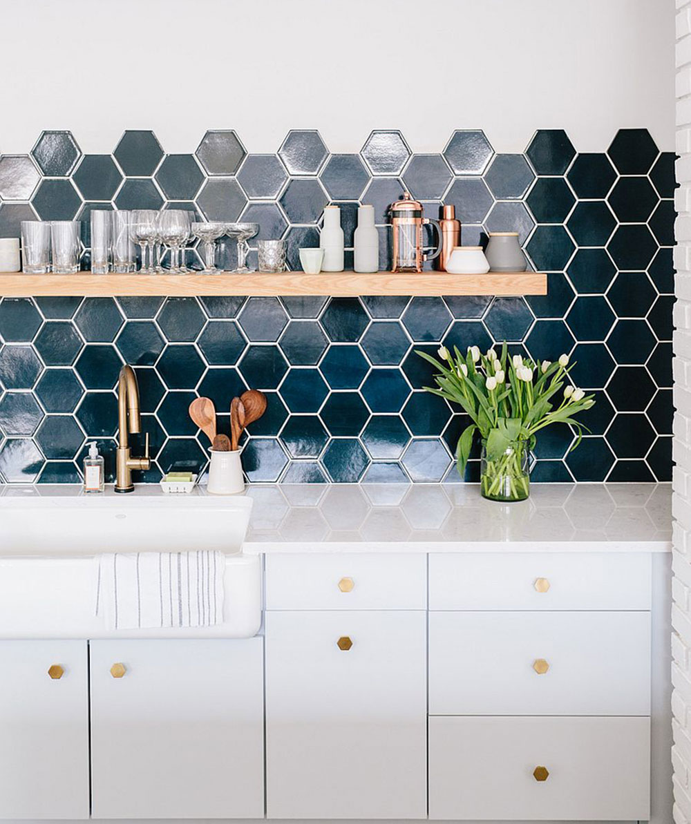 Hexagonal-Tile What backsplash goes with marble countertops? (Answered)