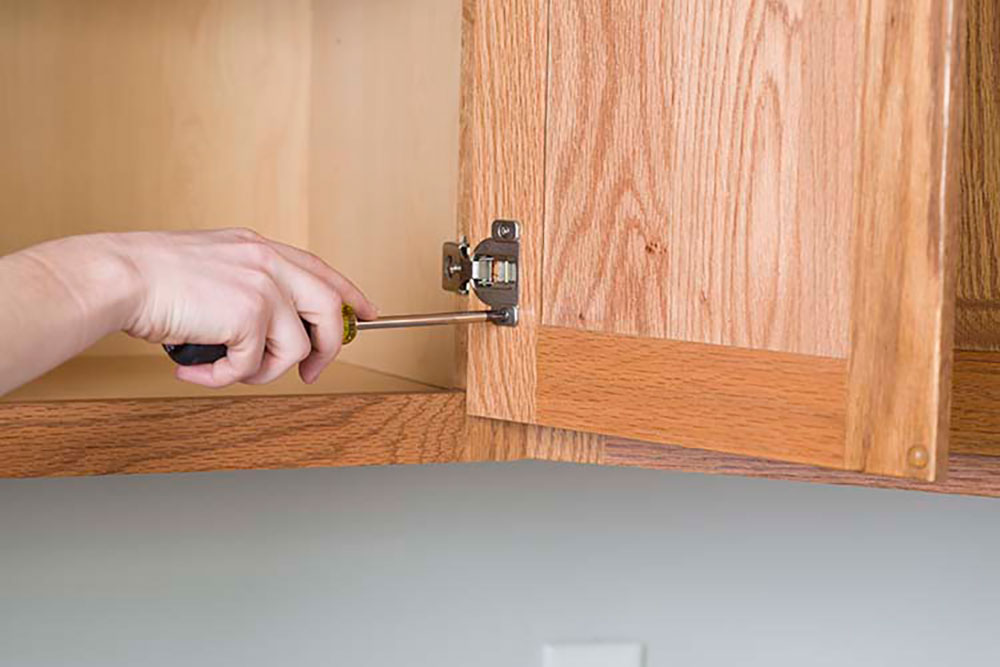 REMOVE-DOORS How to get a smooth finish when painting kitchen cabinets