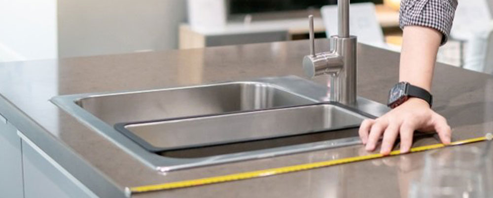 measure-sink-counter How to Measure a Kitchen Sink Quickly