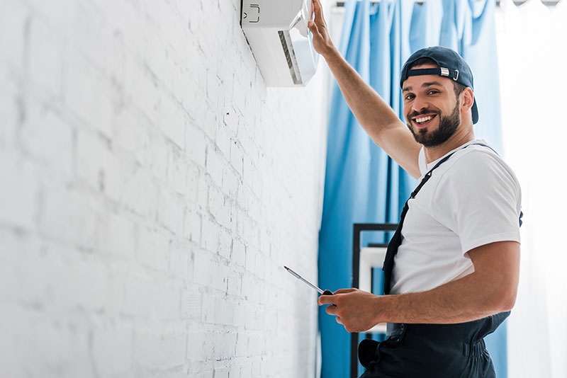 AdobeStock_359941400 7 Signs You Need Professional AC Services