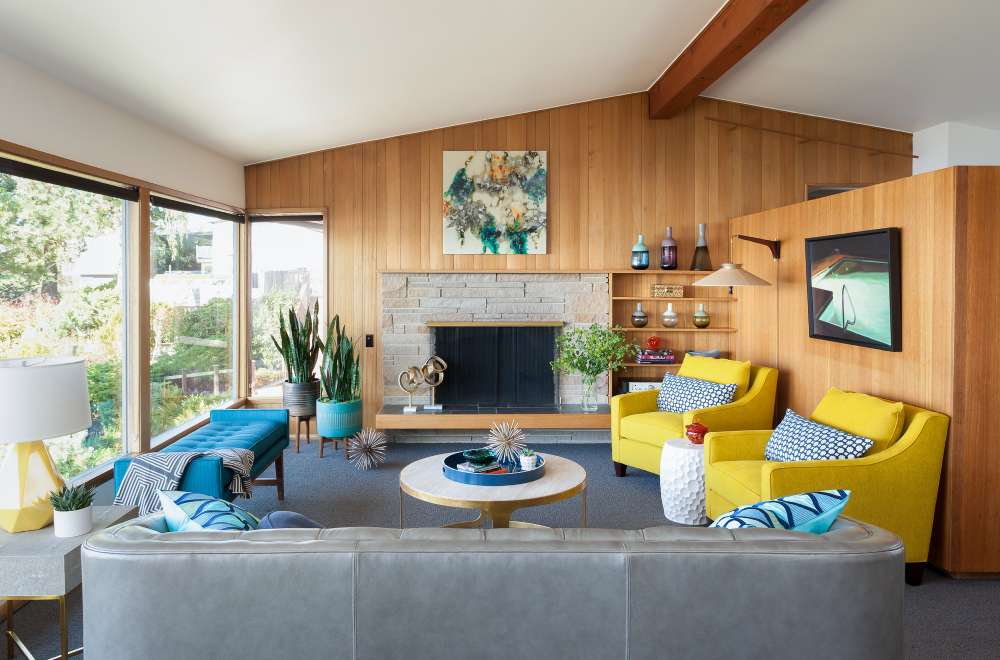 1-81-1 How to Decorate a Living Room with Wood Paneling