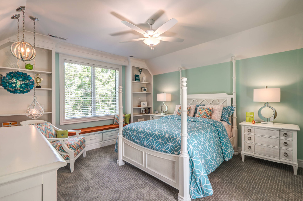 1-12-4 Colors That Go With Mint Green in a Home Decor