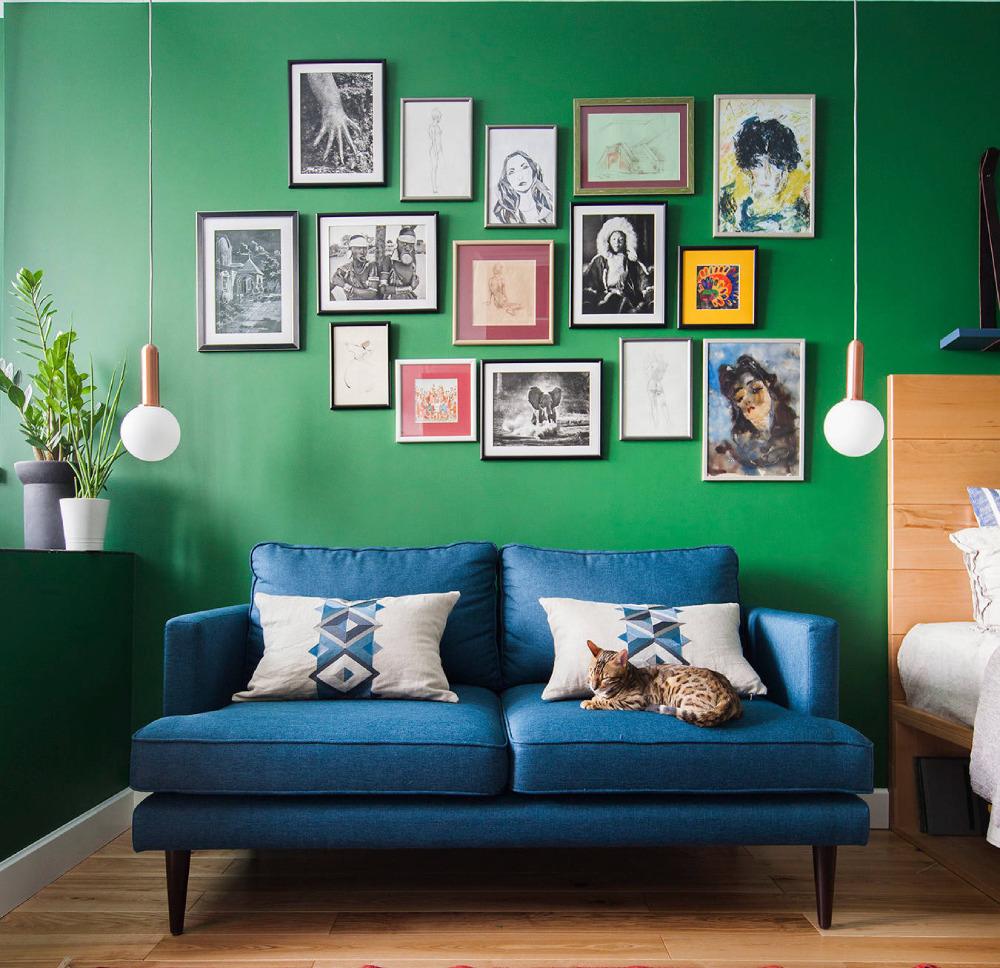 1-15-3 Colors That Go With Emerald Green In Your Home Decor