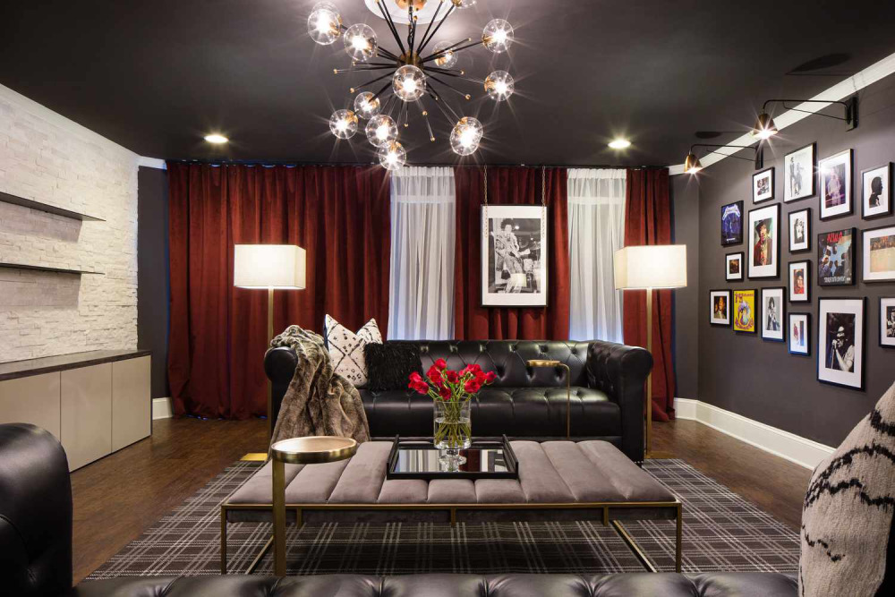 1-25-4 Colors That Go With Burgundy for a Noble-Looking Interior