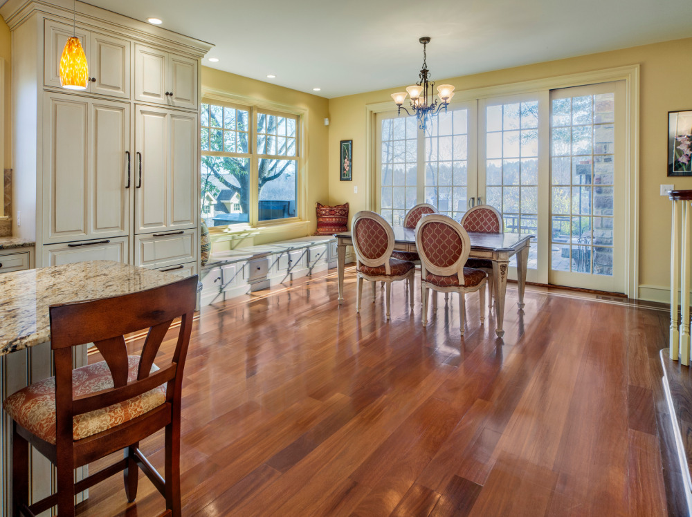 1-3-1 Paint Colors That Go With Cherry Wood Floors
