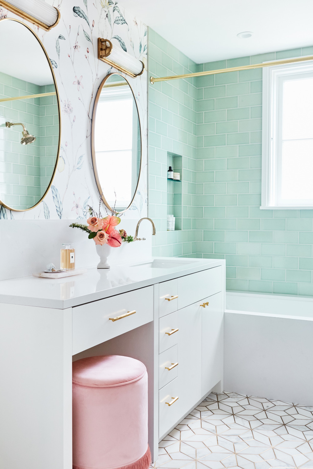 1-30-4 Colors That Go With Mint Green in a Home Decor