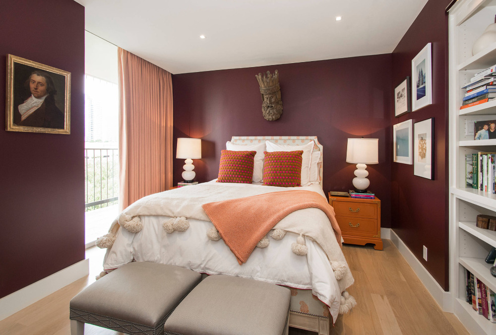 1-30-8 Colors That Go With Burgundy for a Noble-Looking Interior
