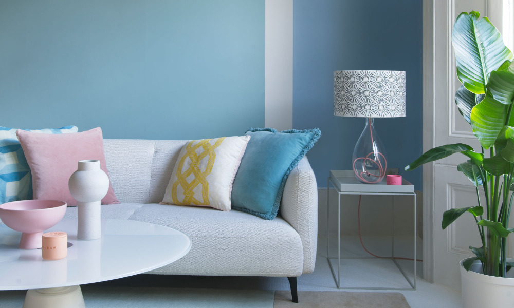 1-48-7 Colors That Go With Light Blue: Sleek Interior Ideas