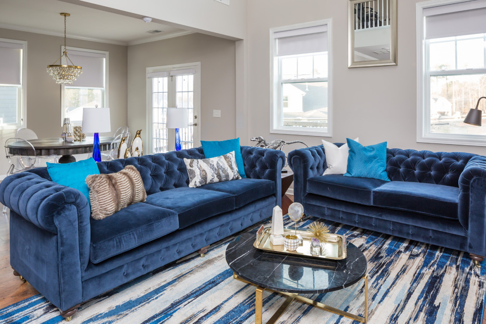 1-53-1 Colors That Go With Royal Blue When Decorating a Room