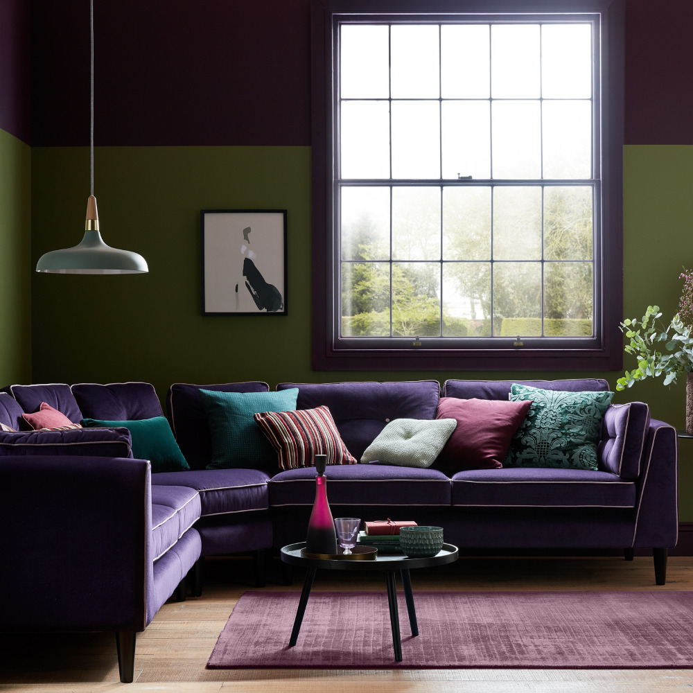 1-7-9 Colors That Go With Dark Green: Nice Interior Ideas