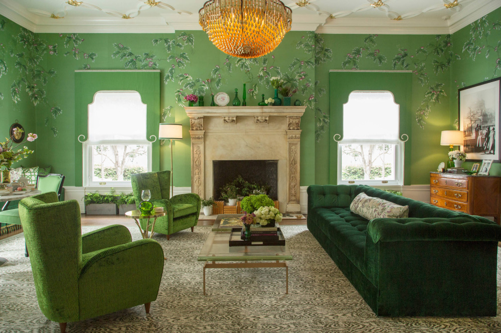 1-9-3 Colors That Go With Emerald Green In Your Home Decor