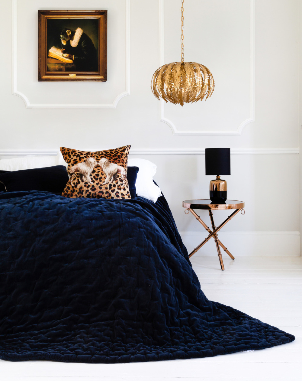 1-15-2 Colors That Go With Navy Blue in Interior Design