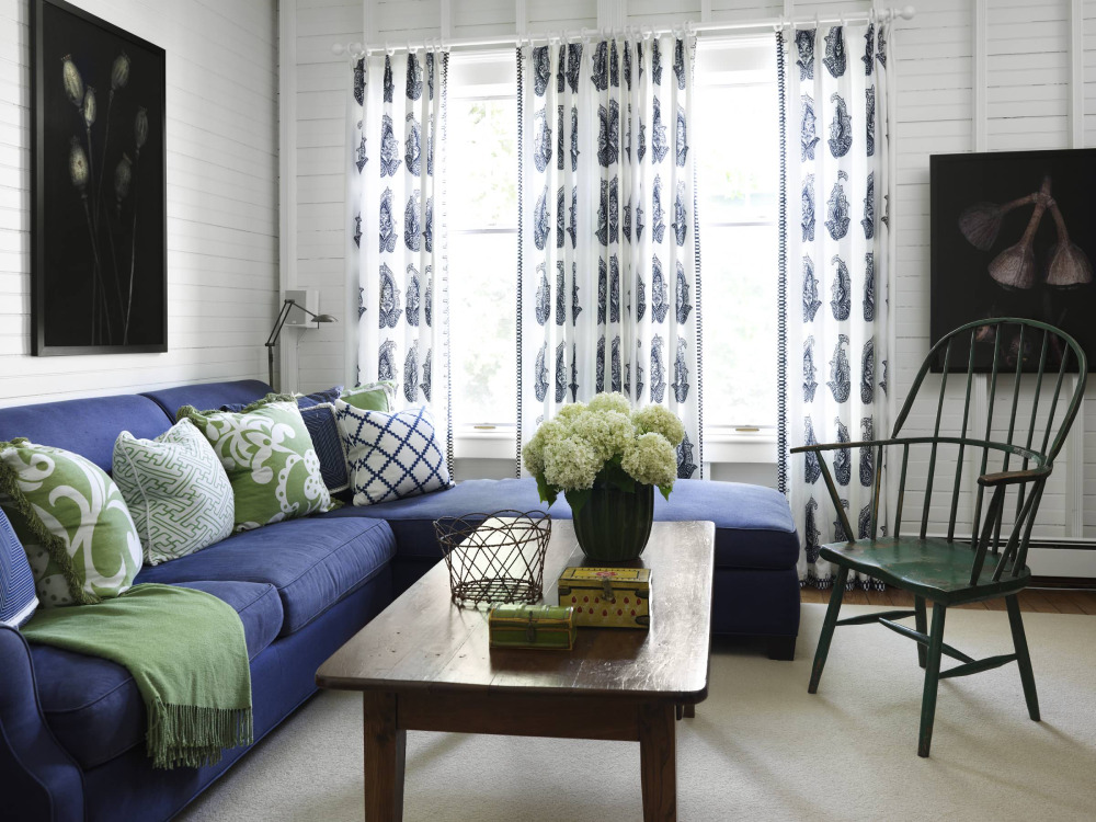 1-16-2 Colors That Go With Navy Blue in Interior Design