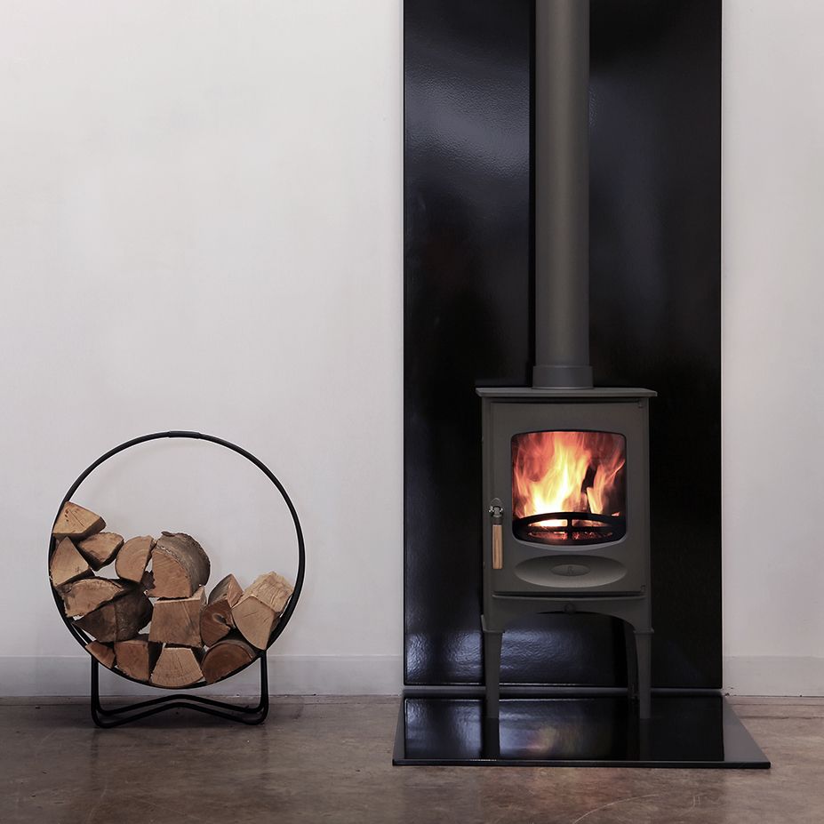 1-16 What to put behind a wood burning stove: neat ideas