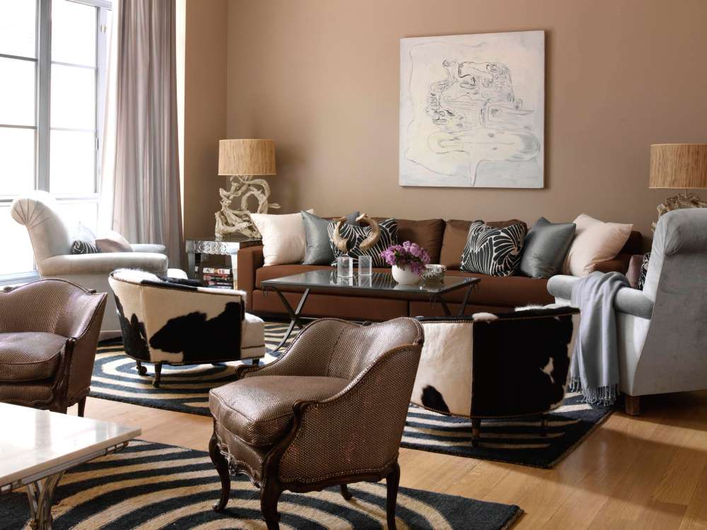 living-room-tara-seawright-interior-design-imgce41fd220c73f7f0_14-4164-1-fdc7194-1 Stunning Throw Pillow Ideas for a Dark Brown Couch