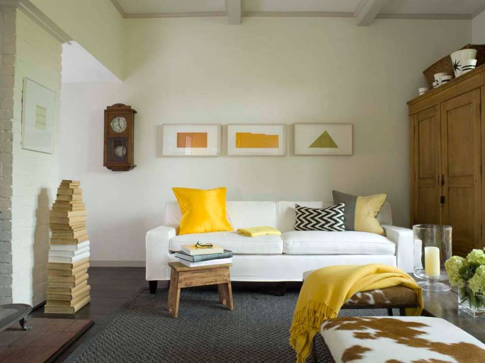 studio-gloria-marth-design-img_55b1567400a833b4_14-8932-1-619ac701 Chic Throw Pillow Ideas for a Beige Couch