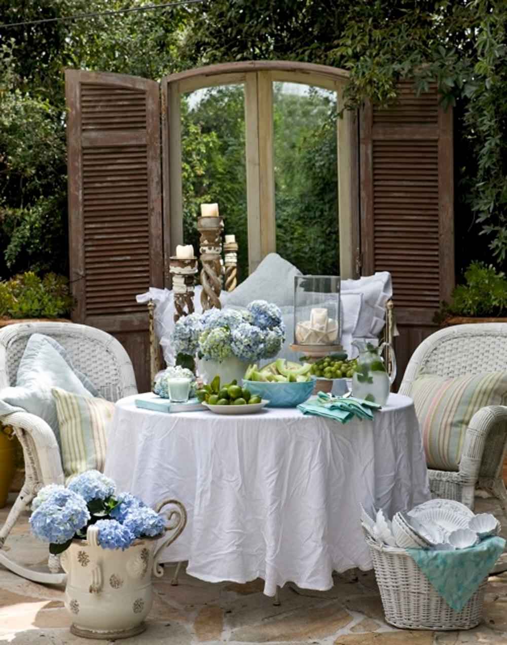 1-67 Rustic Charm Outdoors: Shabby Chic Patio Ideas